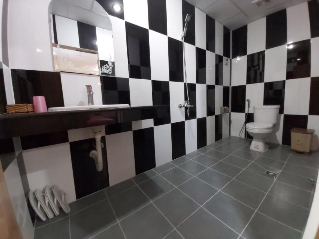 Koupelna v ubytování Capitol One