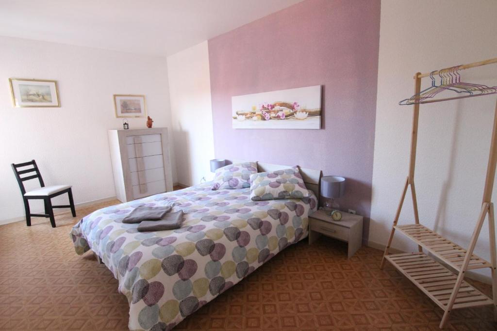 Colmar City Center - SCHNAPSALA Terrasse and Free Parking - BookingAlsace – photo 2