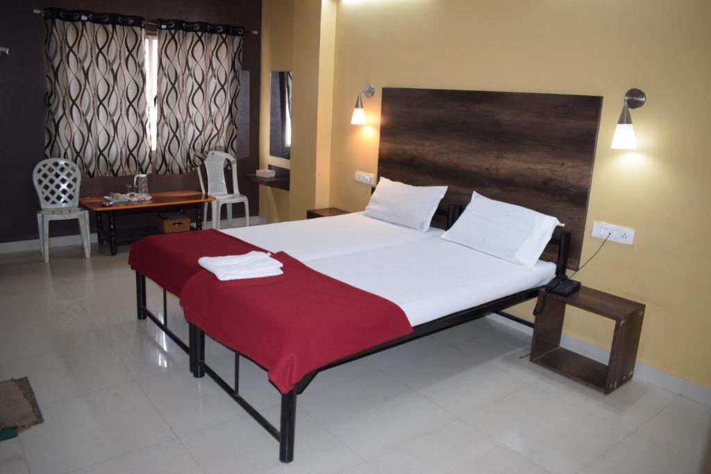 Gallery image of Hotel Peacock in Hubli