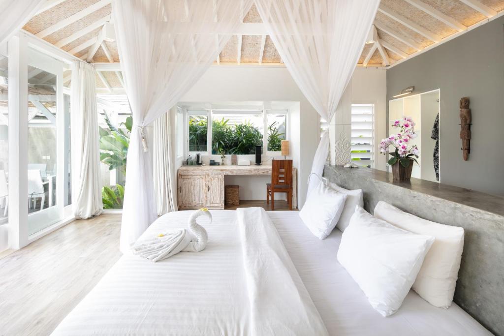 Mahi Mahi Villa & Suites - 4