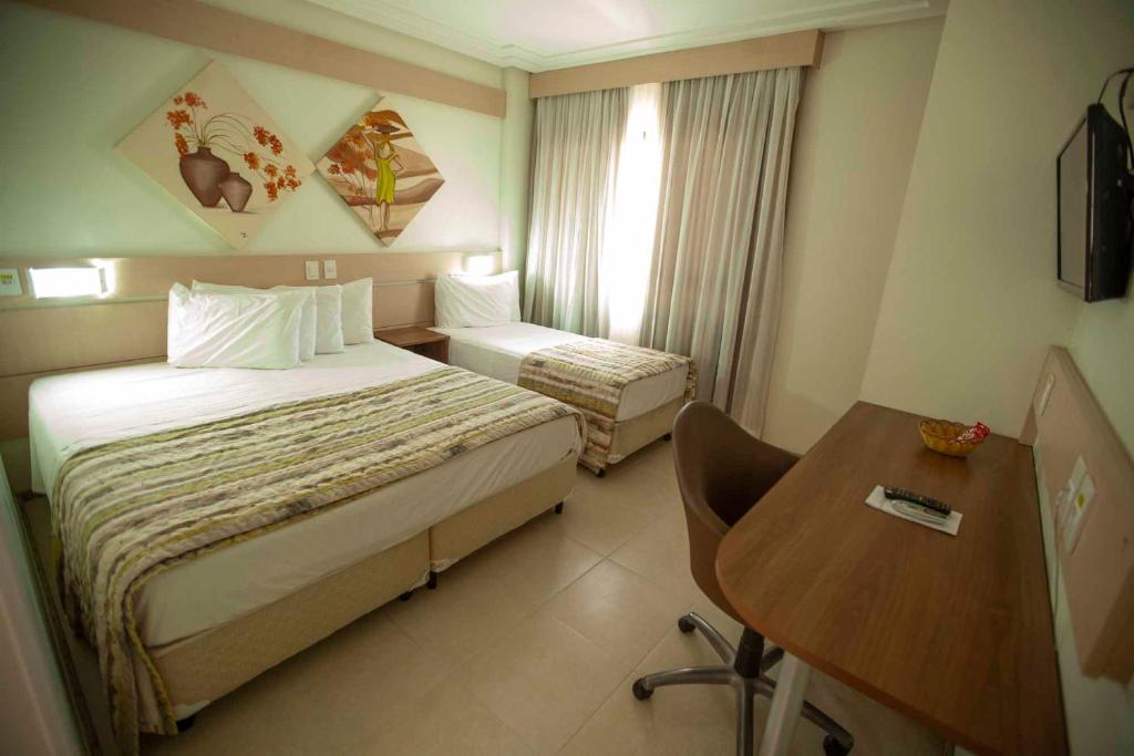  Del Canto Hotel