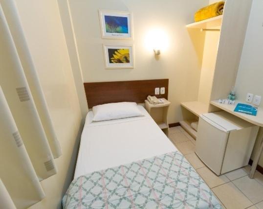 Bellmont Hotel - Standard Triple Room
