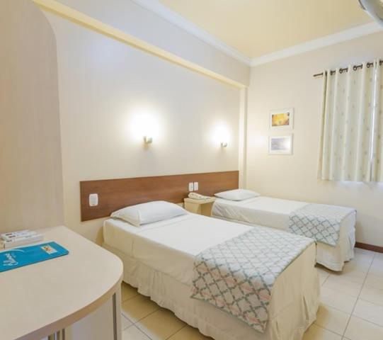  Bellmont Hotel