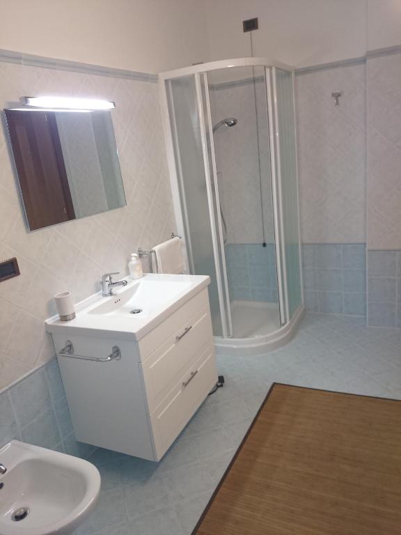 A bathroom at Ciclaminis