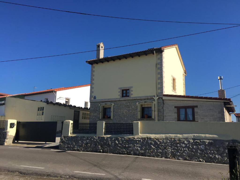 Casa vacacional Santander - Five-Bedroom House