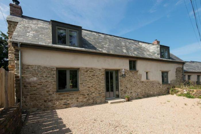Whim Cottage in Mylor Bridge, Cornwall, England