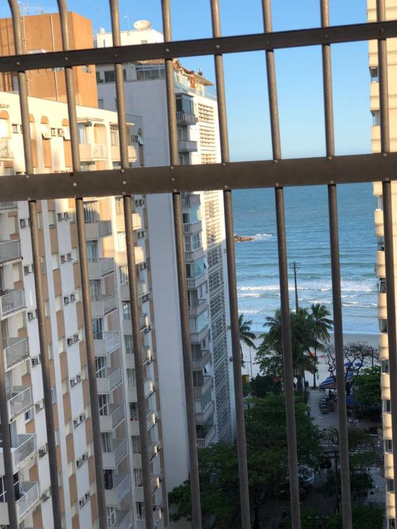 Guarujá/duplex/ com arrumação/ 40m da praia pitangueiras