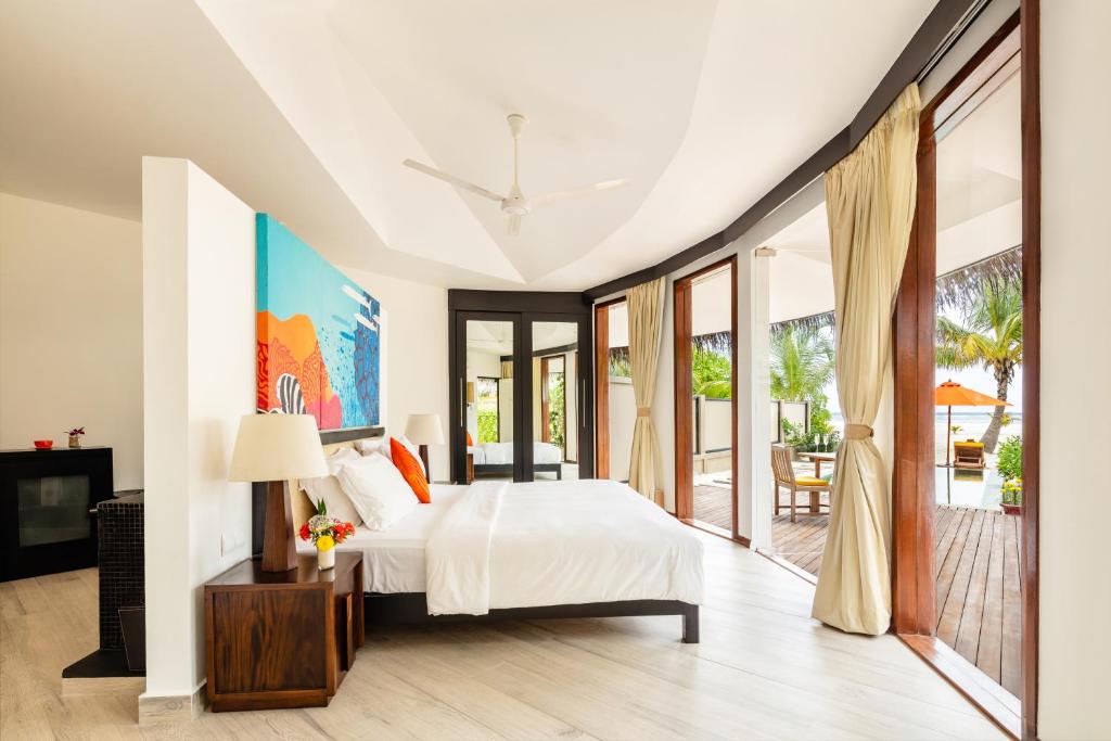 Angsana Velavaru - 19