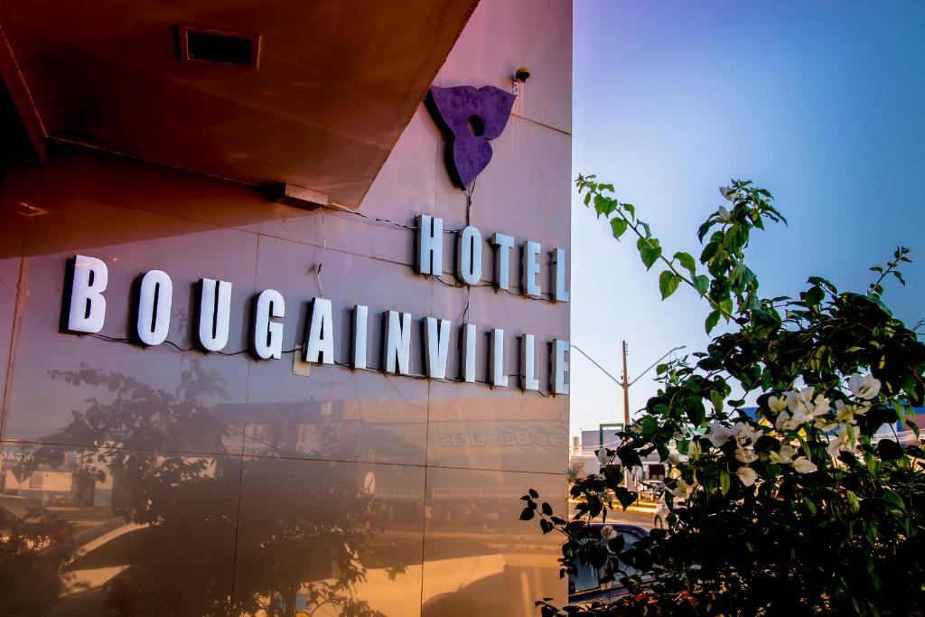 a building with a sign that reads hotel bougainville at Bougainville Barreiras in Barreiras