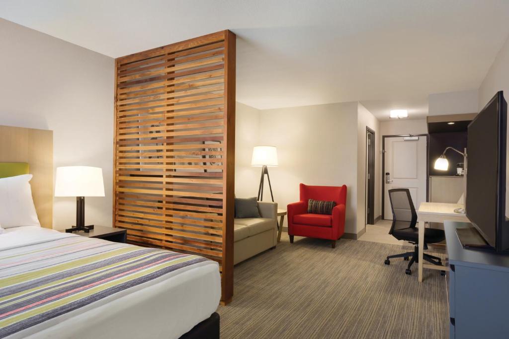 Country Inn & Suites by Radisson, Lawrence, KS photo