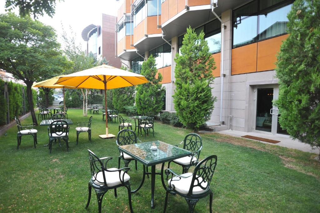 Zahrada ubytování Hotel Midi