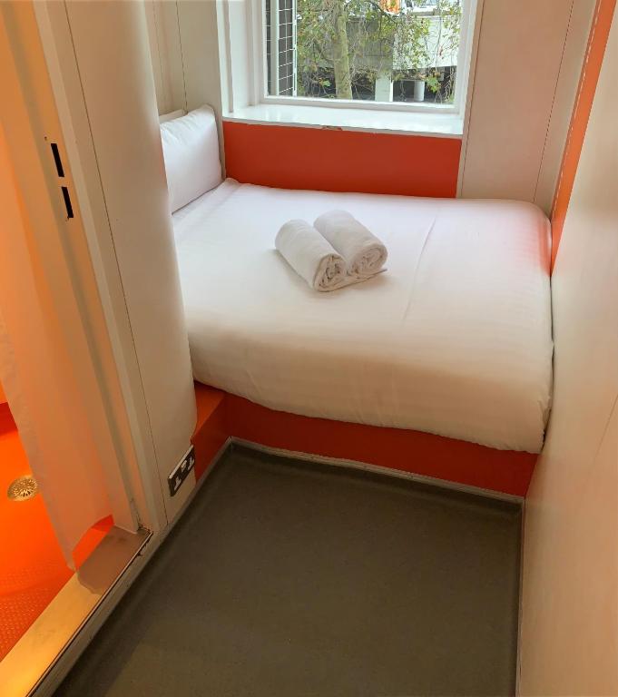 easyHotel South Kensington - Resim 15