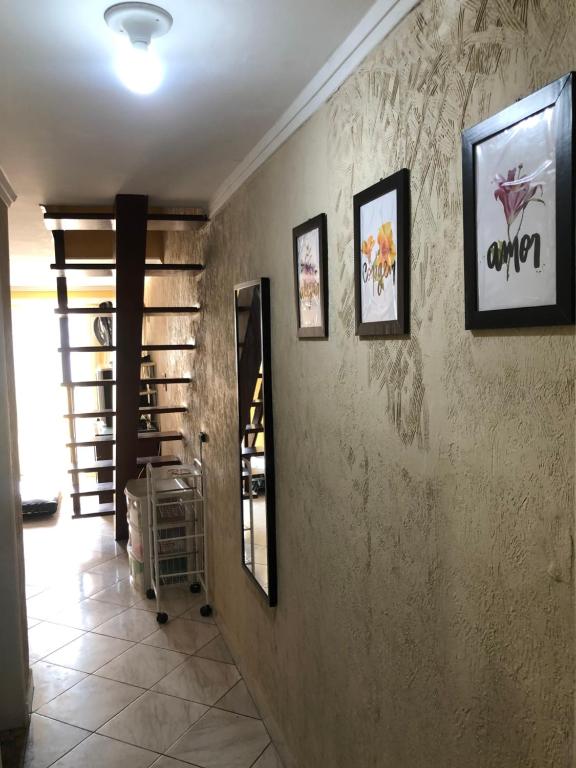  Guarujá/duplex/ com arrumação/ 40m da praia pitangueiras