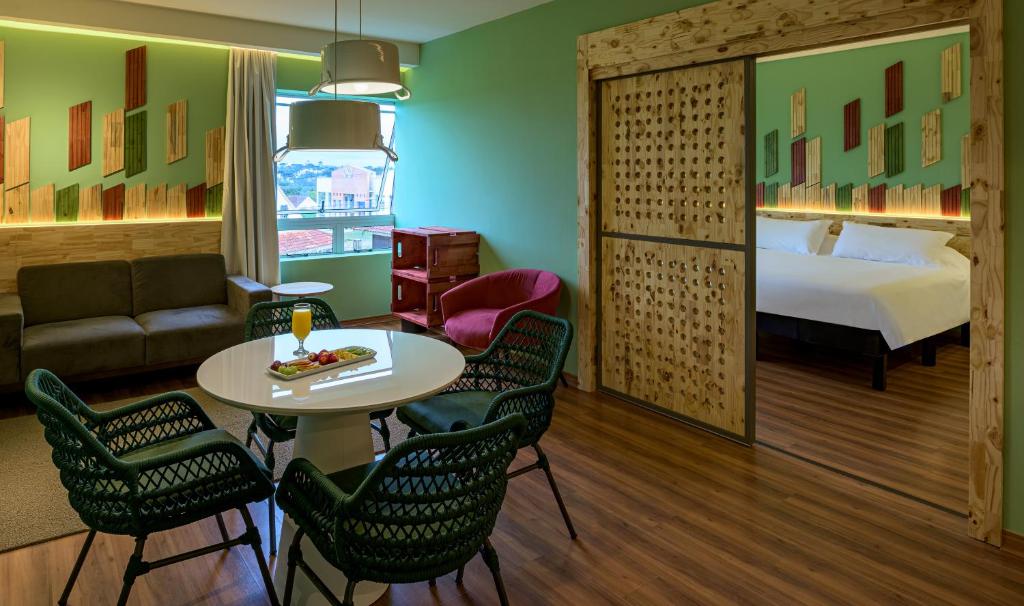  ibis Styles Curitiba Santa Felicidade