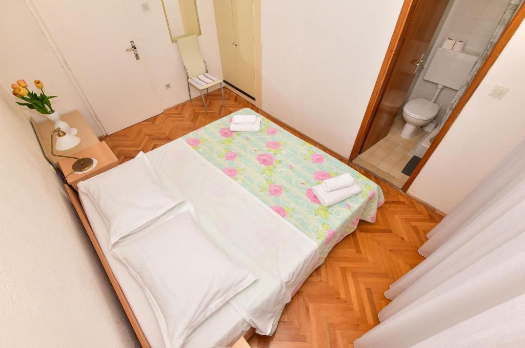 Fotografia z galérie ubytovania Apartment Pet v destinácii Makarska