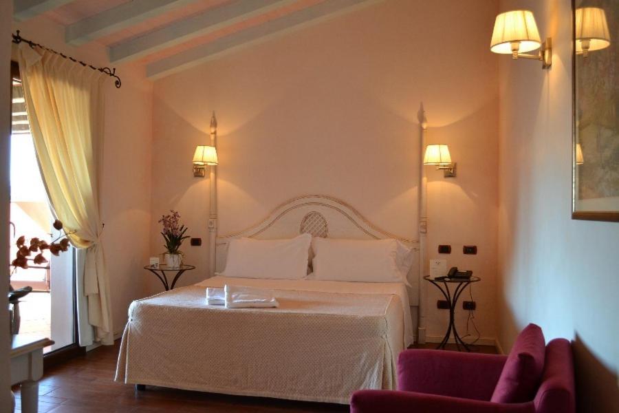 Letto o letti in una camera di Hotel Sa Contonera