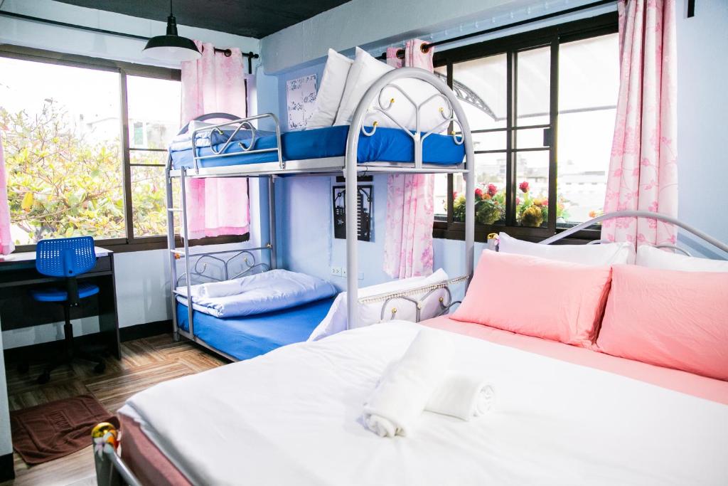 Bangkok Canale Home at Khaosarn - Resim 6