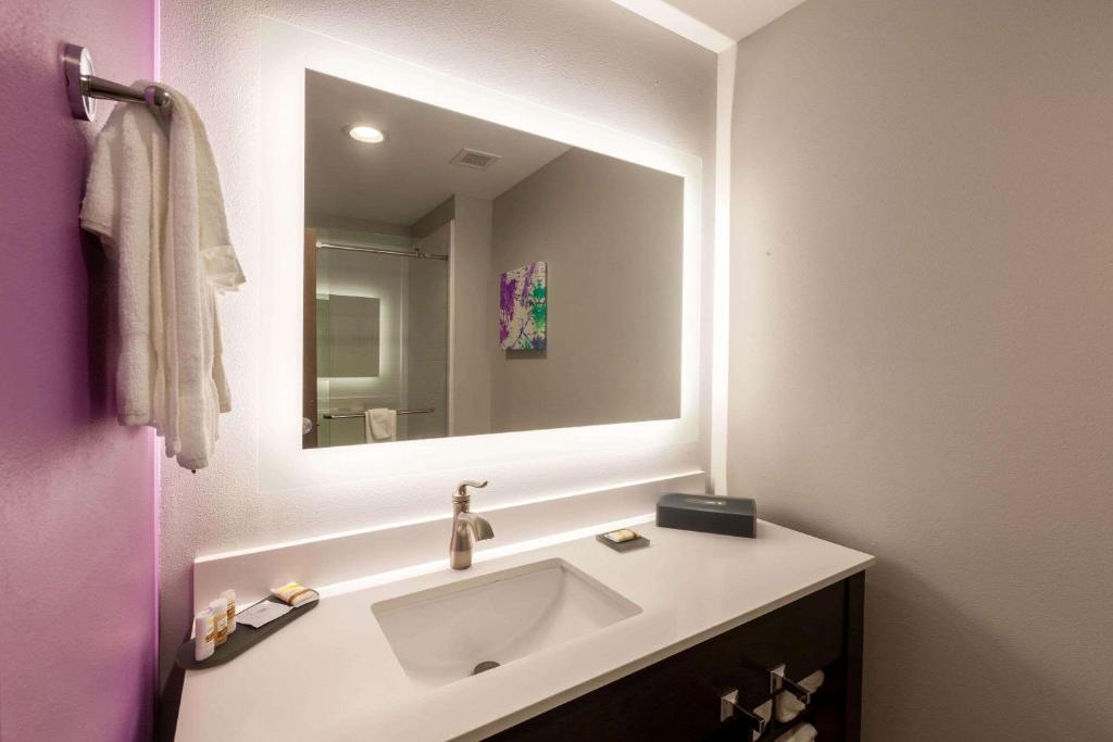 La Quinta Inn & Suites by Wyndham Lafayette Oil Center - Room King - Non-fumeur