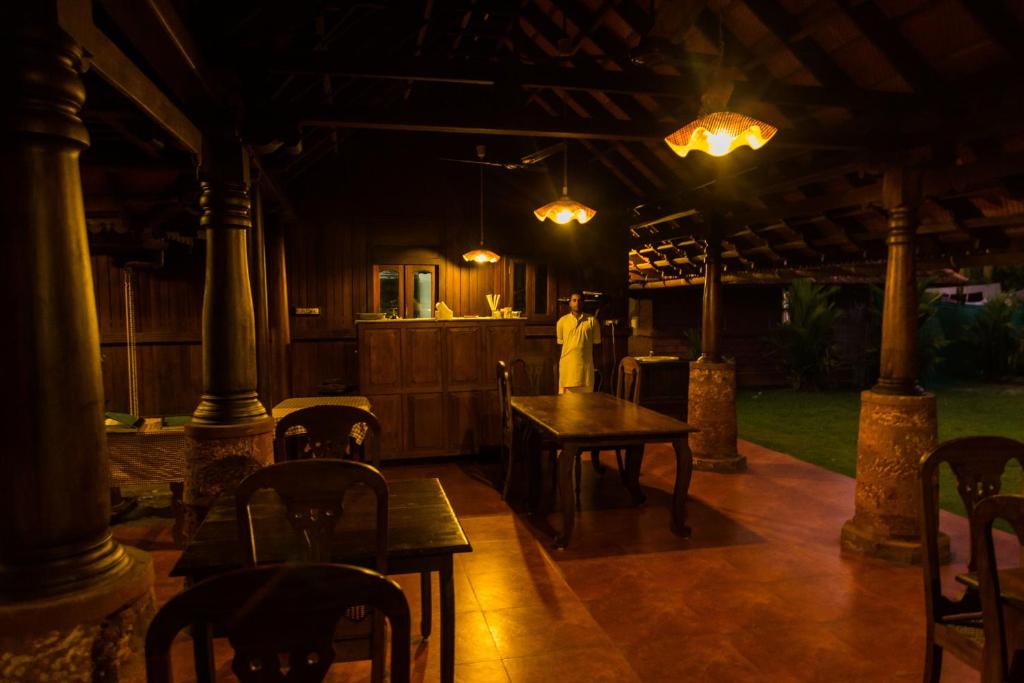 Fotografie z fotogalerie ubytování Kondai Lip Backwater Heritage Resort v destinaci Kóčin