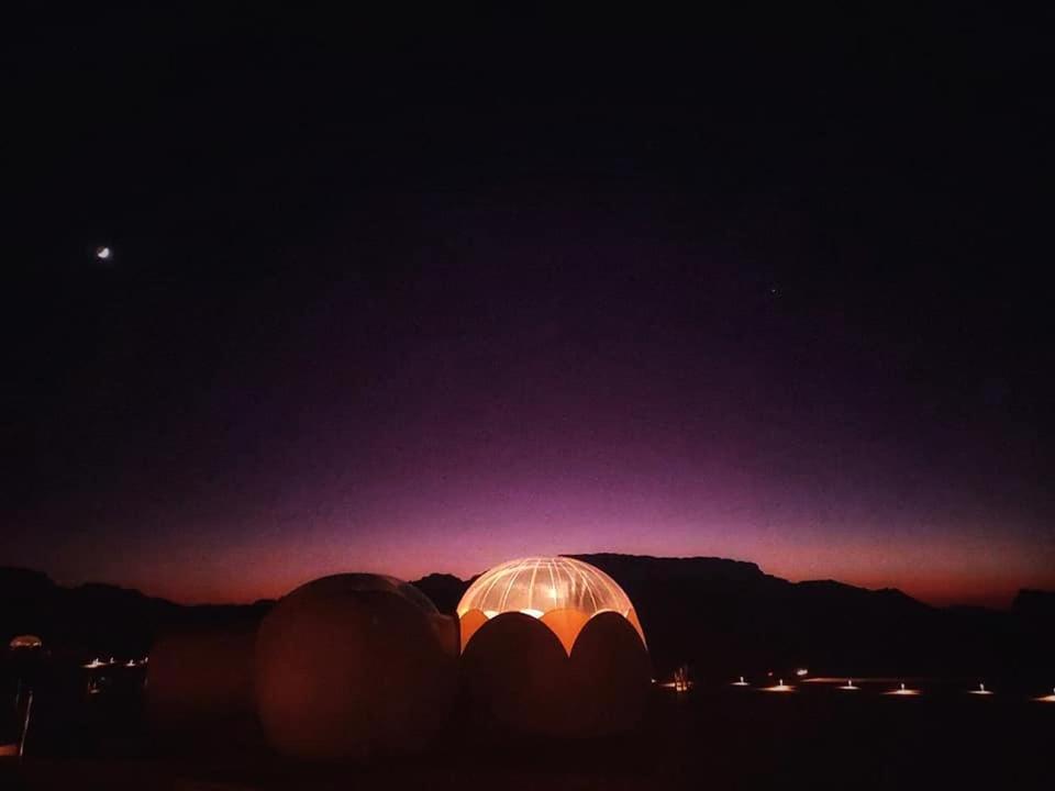 Příroda nedaleko luxury tent