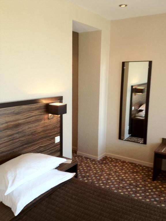 LES ARCADES - Double Room With Sea View