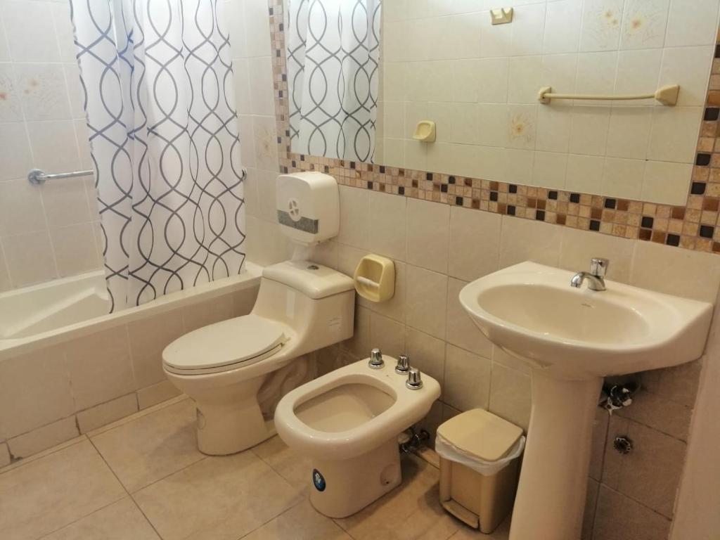 Koupelna v ubytování Hostal Perla Real Inn