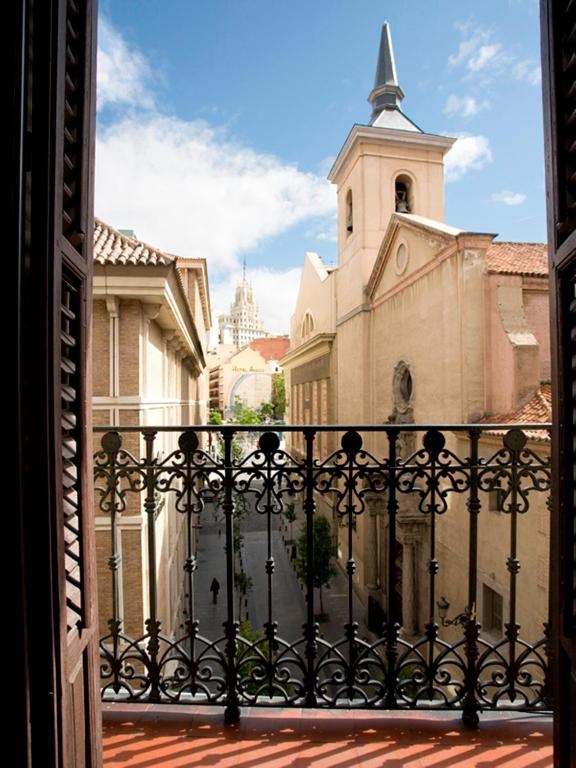 Petit Palace Preciados