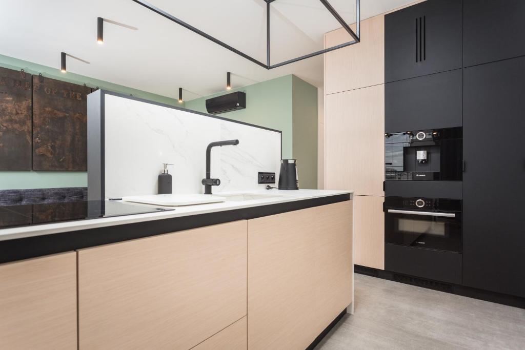 City of the Kings-Bijou Apartment - 10