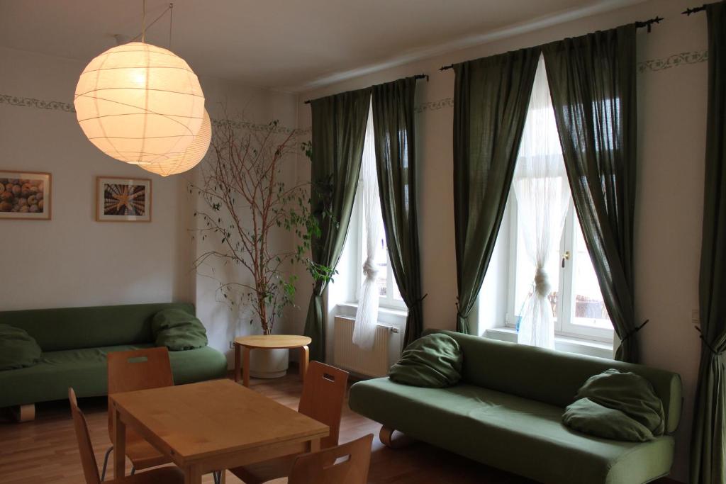 Posezení v ubytování Hostel Louise 20