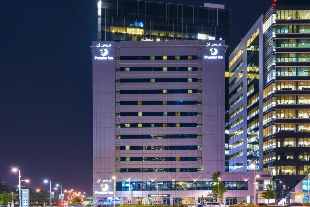 Premier Inn Abu Dhabi Capital Centre - Resim 26