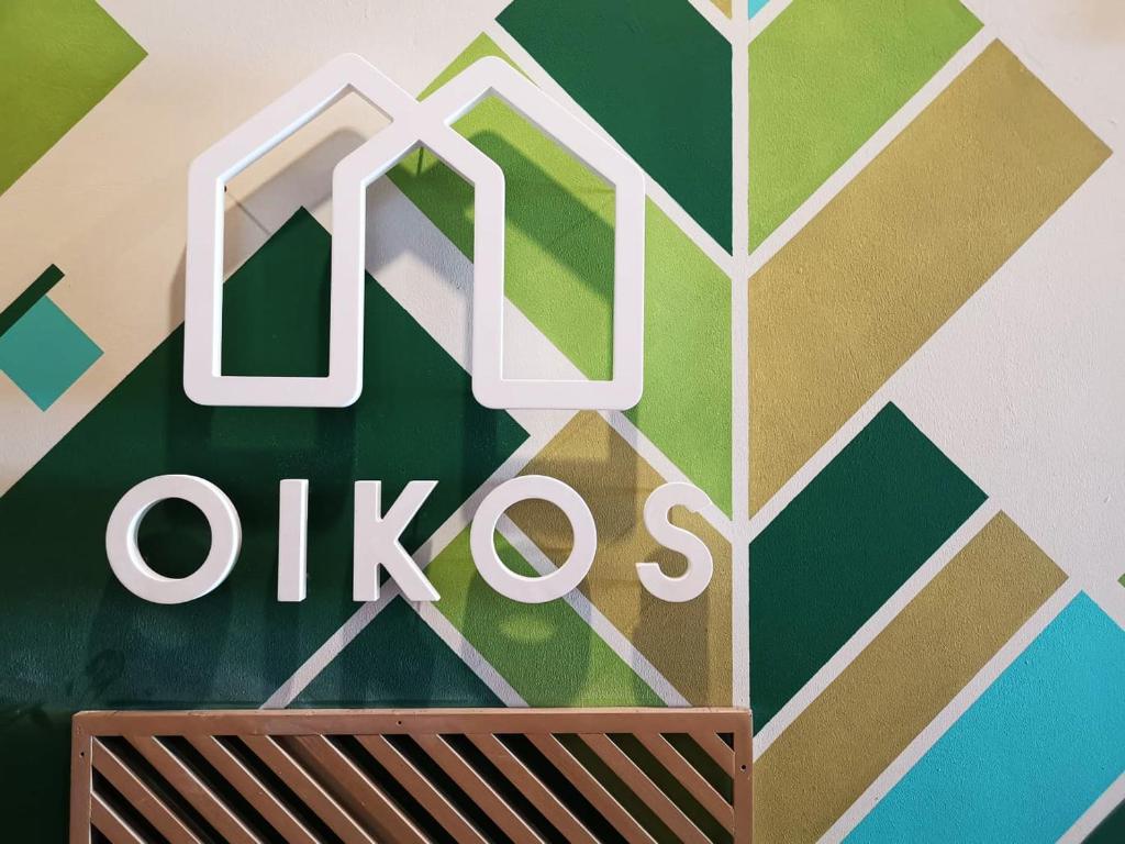 Certifikát, hodnocení, plakát nebo jiný dokument vystavený v ubytování Oikos Poshtel