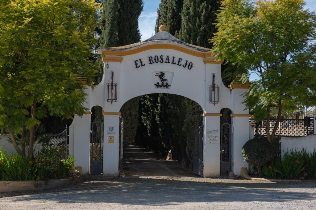 Gallery image of Hacienda El Rosalejo in Villamartín