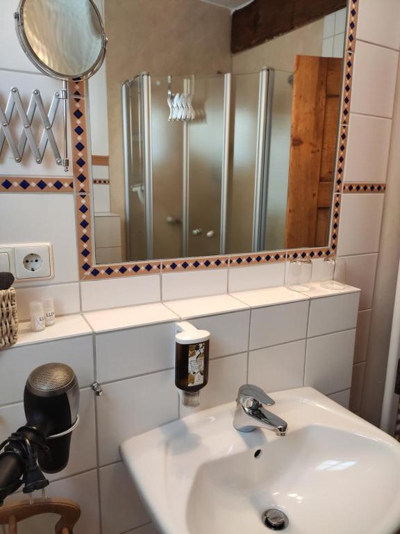 Koupelna v ubytování Gutsherrenhaus