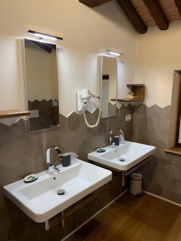 La Posa degli Agri - Habitación Triple Con Baño Privado