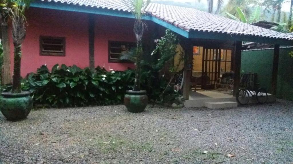  Linda casa Boicucanga