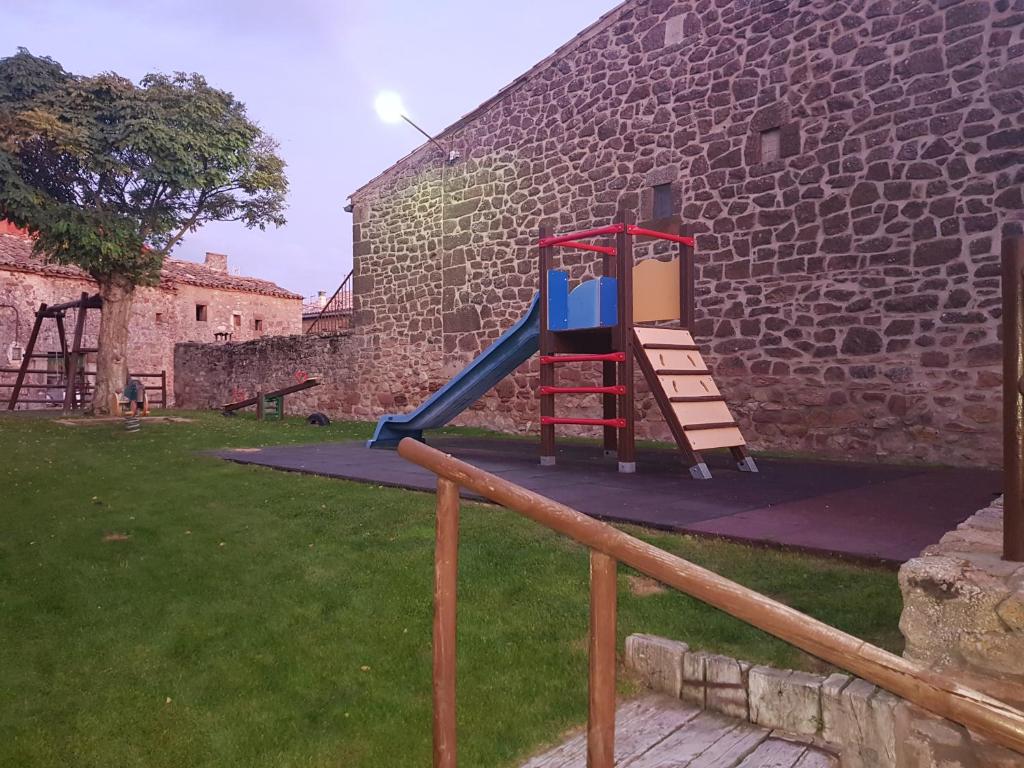 Herní místnost nebo prostor pro děti v ubytování Casa Júnez
