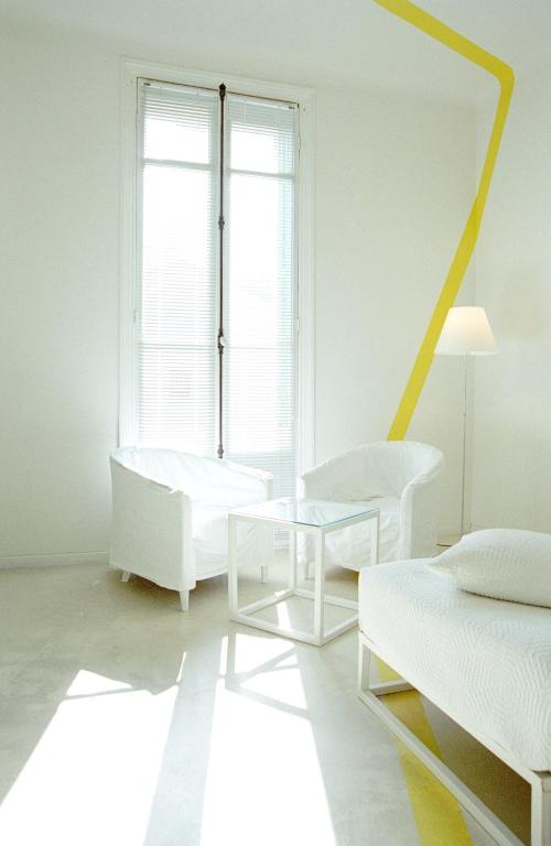 
Premium Double Room with Spa Bath - Garden Side
