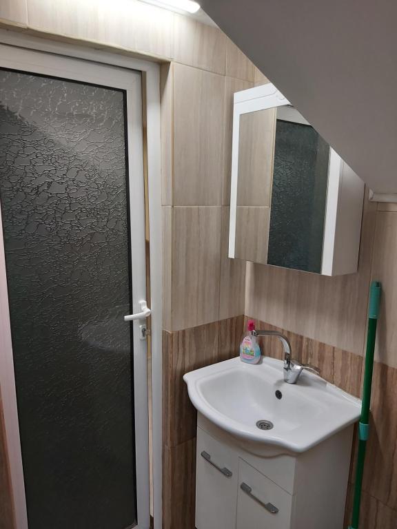 Fotografie z fotogalerie ubytování Guest Rooms Exotic v destinaci Pazardžik