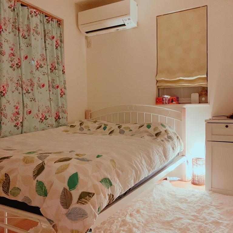 Postel nebo postele na pokoji v ubytování Private room in new House
