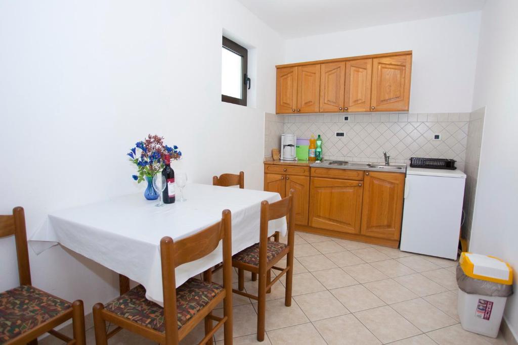 Apartments Marinko - Appartement Met Balkon