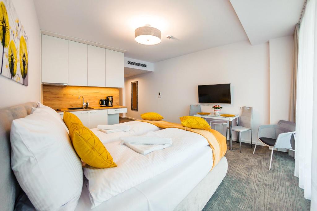 Seaside Kołobrzeg, Sun & Snow - 13