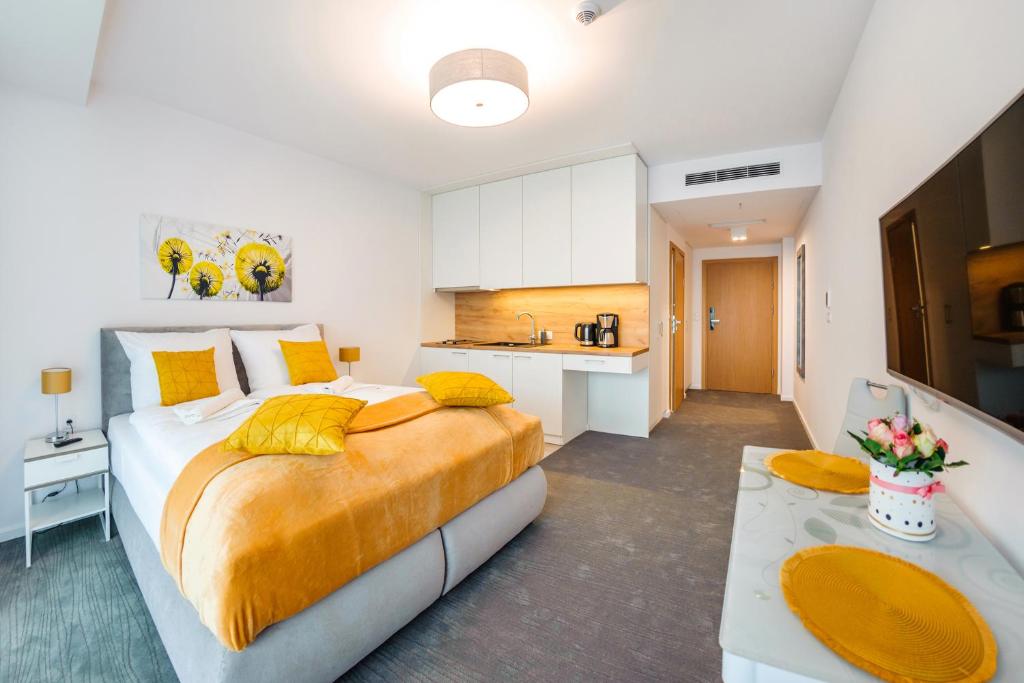 Seaside Kołobrzeg, Sun & Snow - 11