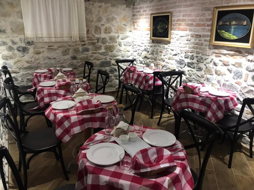 Εστιατόριο ή άλλο μέρος για φαγητό στο Old Bazaar Rooms