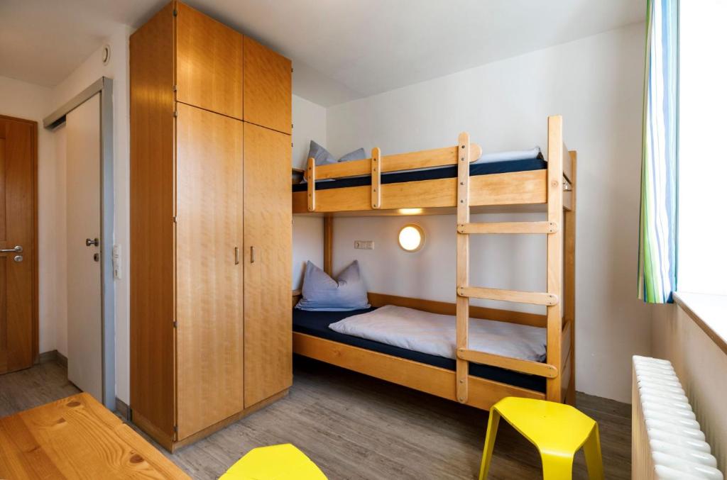 Jugendherberge Wunsiedel - Double Room With Private Bathroom