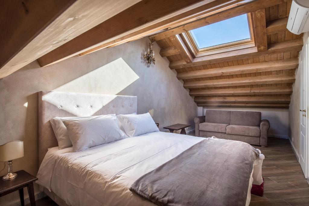 Conte Federico Apartments - 14