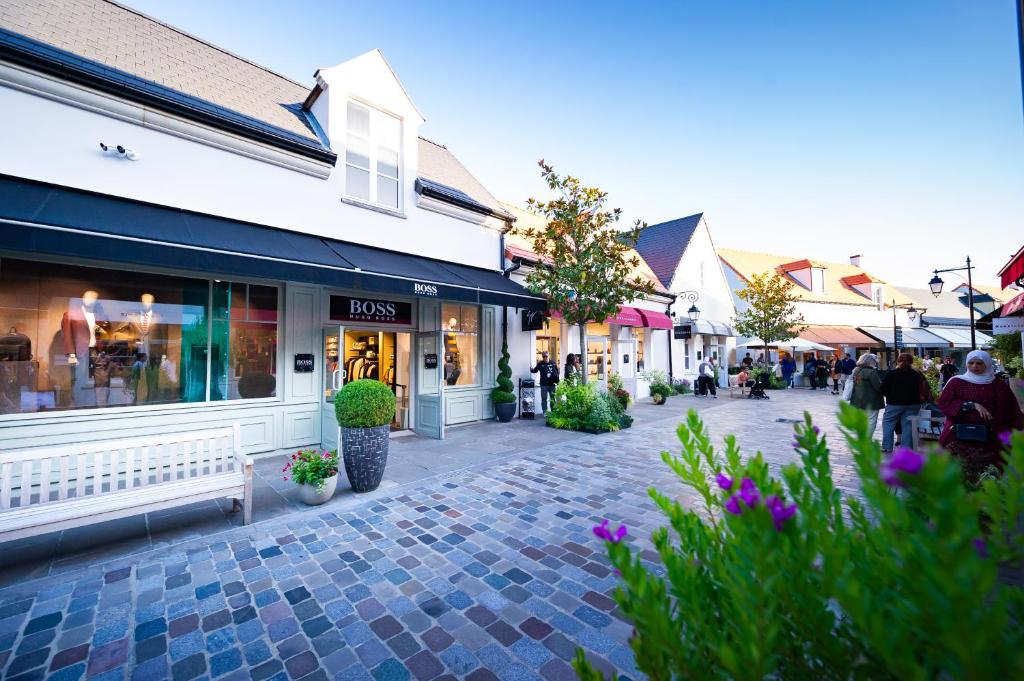 Staycity Aparthotels near Disneyland Paris photo