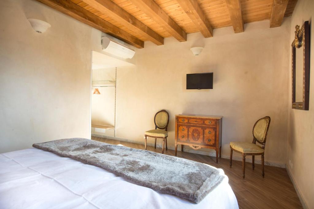 Conte Federico Apartments - 15