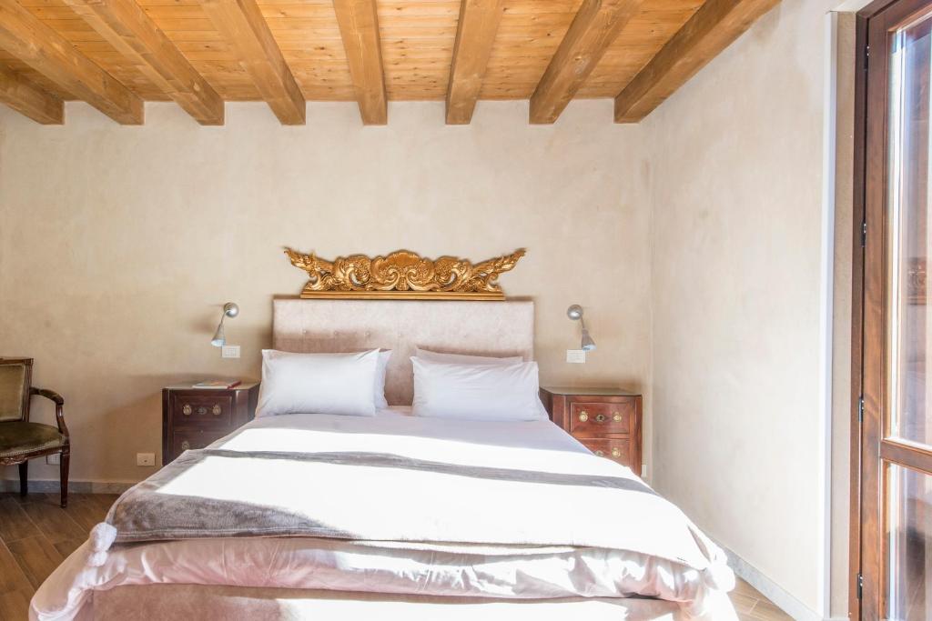 Conte Federico Apartments - Deluxe Apartment