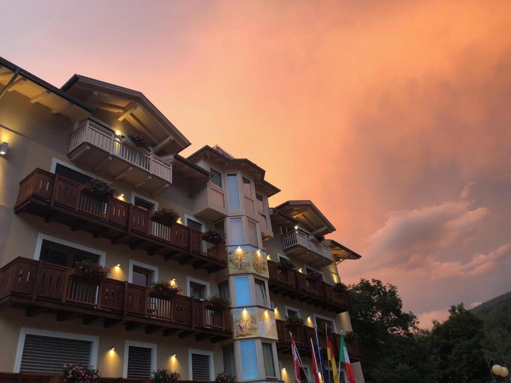 Budova, kde se hotel nachází