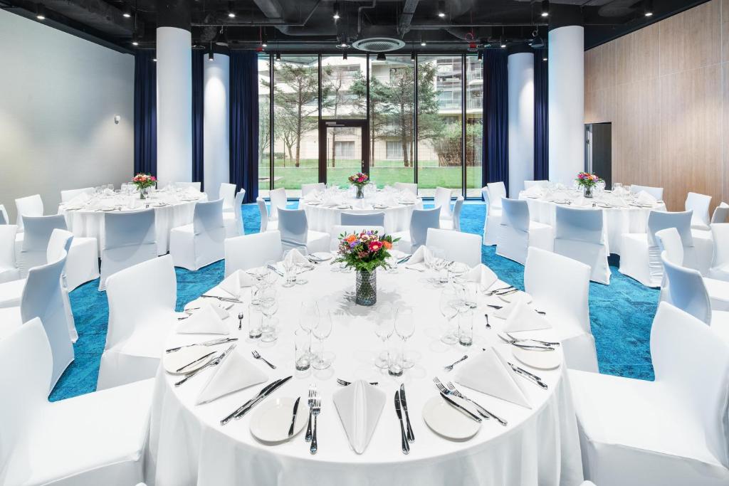 Restaurace v ubytování Seaside Park Hotel
